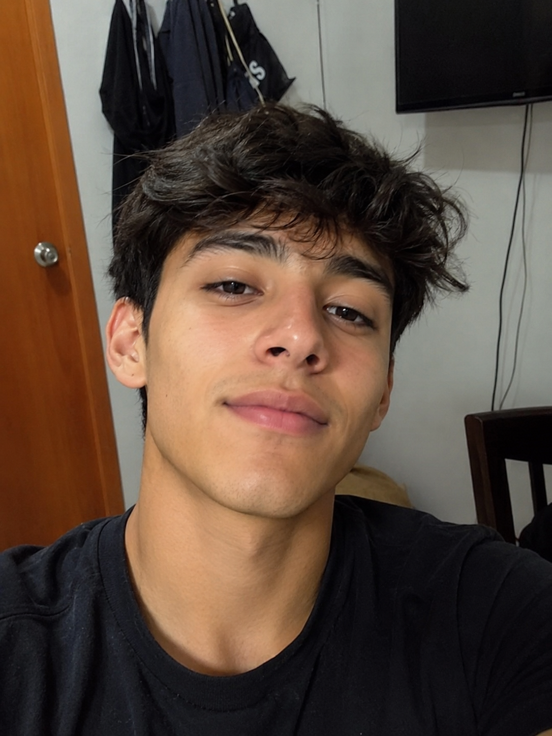 Carlos R.